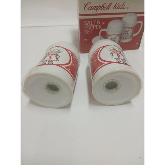 CAMPBELL’s  Soup Kids Salt and Pepper Shakers Red/White Set  5" tall With Box - Picture 7 of 7